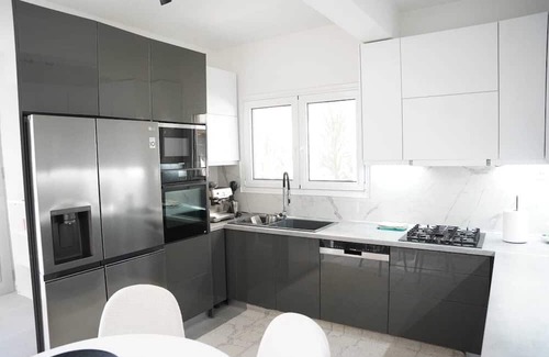 Trikala House | A quiet house perfect for families with free parking inside the yard.