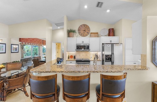 North Naples House | Emerald Lakes Home, Walking Distance to Pool!