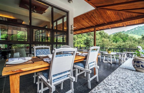 Bhimtal Villa | Spring Casa by Ebony Stays | Luxury 4BHK Villa in Bhimtal with Valley Views