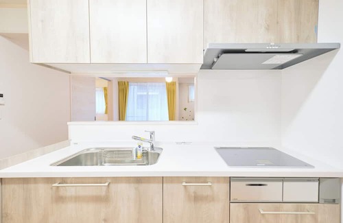 Nishikoiwa Apartment | Sunny Court