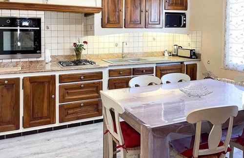 Sablet House | Lovely home in Sablet