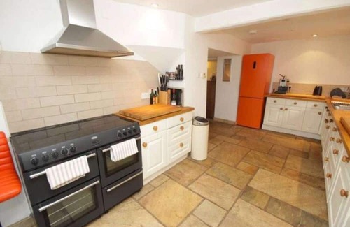 Hollinsclough Other | Anroach Farm House in The Peak District (sleeps 20)