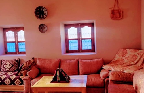 Ait Benhaddou Bed & Breakfast | Comfort room with bathroom