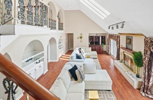 Andover House | Gated Mansion - Basketball Court Movie Theater Views