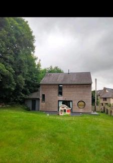 Ambrieres-les-Vallees House | Maison d'hôtes Ambriere les vallées/ vélo Francette