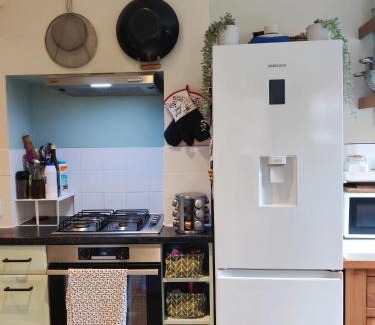 Larkhall Apartment | Bright & cosy 1 bedroom flat