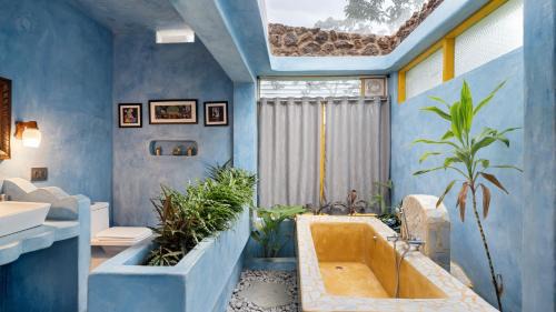 Kakabe House | Aphrodite Homestays Coorg
