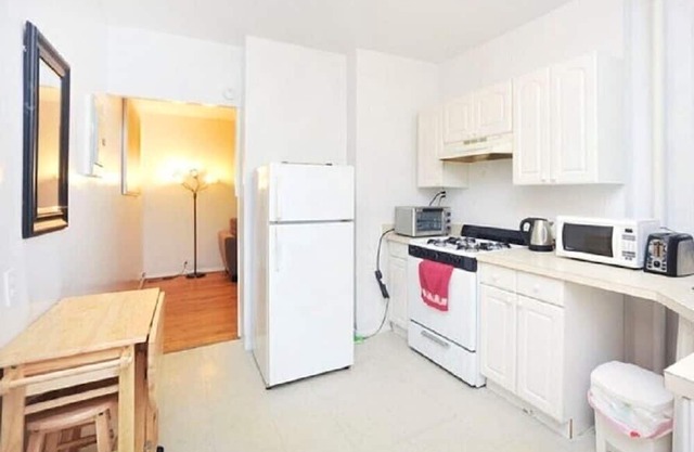 Elegant 2 BR Condo on Upper East Side