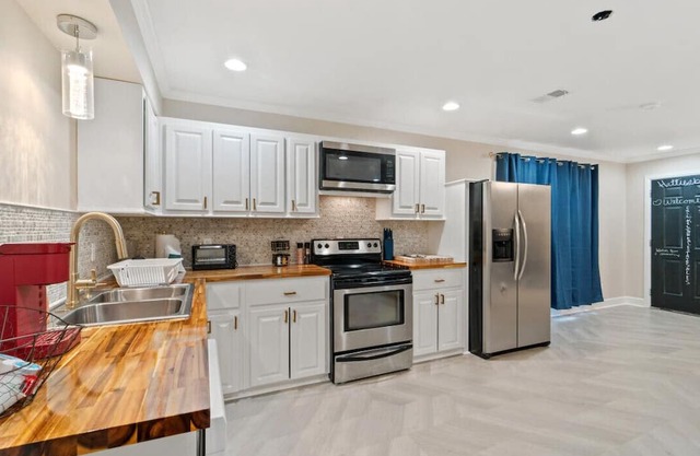 Luxurious Midtown Hidden Gem