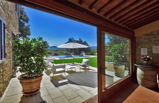 Villa Paradiso 16 - Eight Bedroom Villa, Sleeps 16