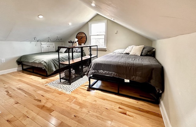 Remodeled Vintage Luxe 2BD