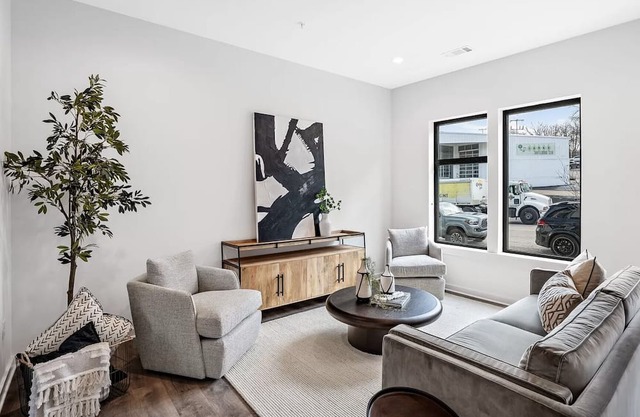 Welcome to Downtown Living !