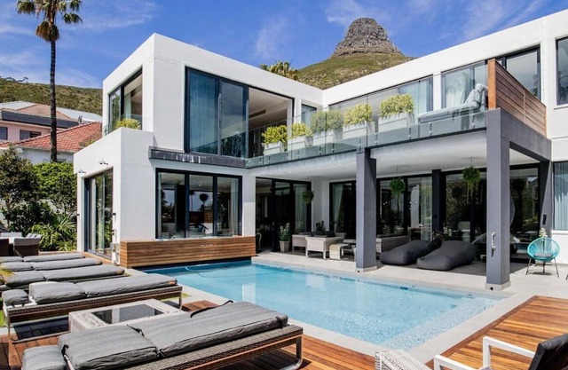 Stunning and Exclusive 4 Bedroom Villa with amazing Mountain View