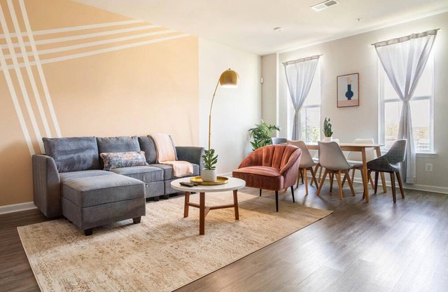 Lovely Hyattsville 3BR w/ W/D, nr Shopping Mall & Dining, by Blueground
