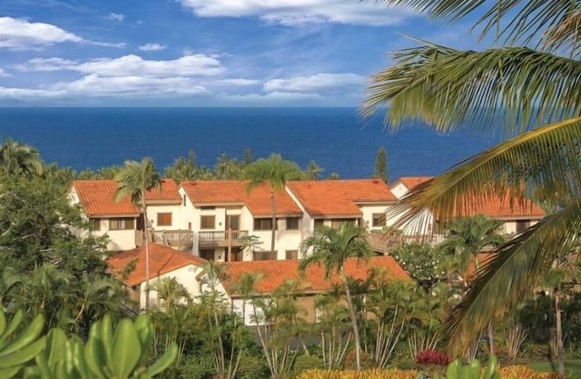 Stunning 1BR Condo Kona Coast with Hot Tub