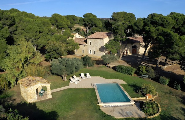 Holiday Home 'Wine Estate Mas 10 Min from Narbonne' with Private Pool