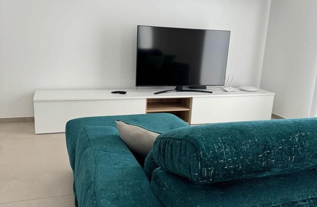 GC Luxury Apartments & Spa 'Deluxe Apartment' with Wi-Fi and Air Conditioning