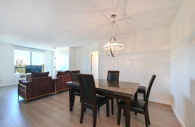 Entire Private Condo Unit, 1 parking space