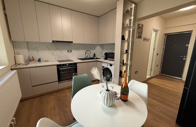 Modern and cozy studio in Craiova, designed for bussines travel or city beak