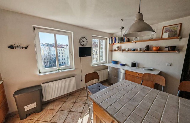Elegant & Spacious 4BR Loft in Charming Vinohrady