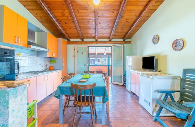 Apartment 'Casa Pina A Due Passi Dal Mare' with Private Terrace and Air Conditioning