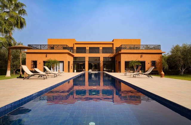 Villa Lilas - Pool, Garden & Cinema