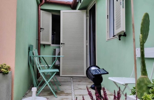 HOLIDAY-HOLIDAY HOME TURQUOISE OASIS