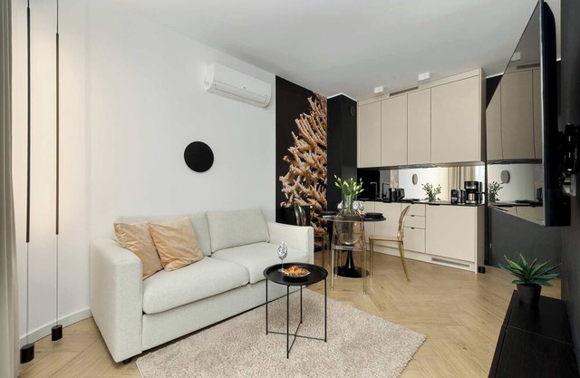 Ku Morzu 1C Sianożęty | Air Conditioned Studio with Outdoor Pool