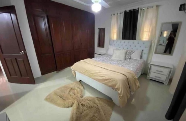 Santo Domingo huge furnished longterm apt