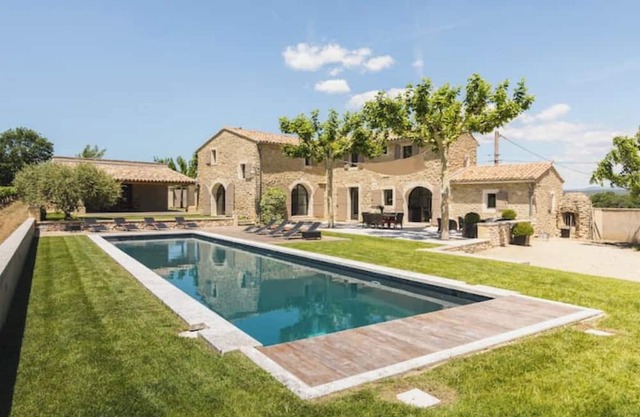 Le Mas du Jasmin : prestige rentals Luberon