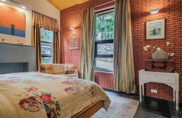 Spring Casa by Ebony Stays | Luxury 4BHK Villa in Bhimtal with Valley Views