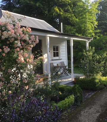 Havelock North Other | Endsleigh Cottages, The Little Cottage