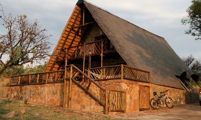 Buffelspoort Villa | Utopia Nature Estate. Chalet 173