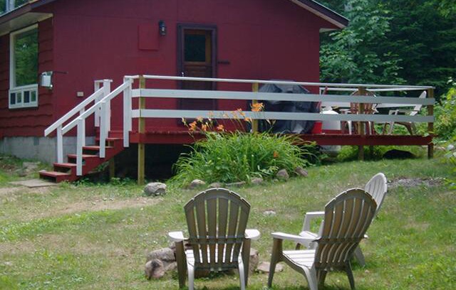 Madawaska Valley Cabin | Barry's Bay Cottages - Trillium #16