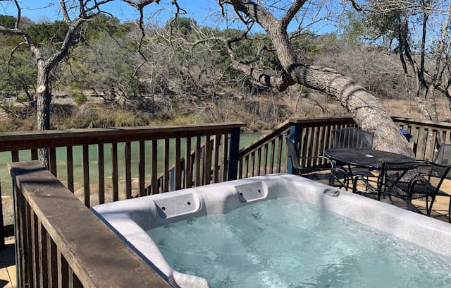 Bandera Cabin | Crazy Horse Cabin | Mason Creek| Hot Tub | Bandera