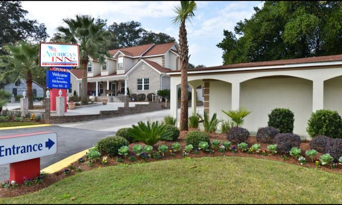 Garden City Hotel | American Inn and Suites Savannah GA