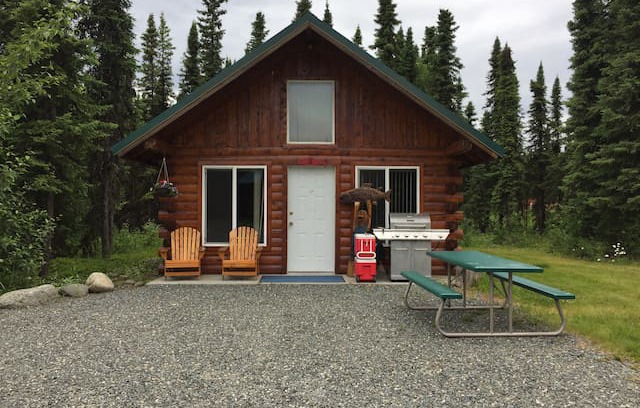 Sterling Cabin | Alaska Redfish Lodge cabin 4