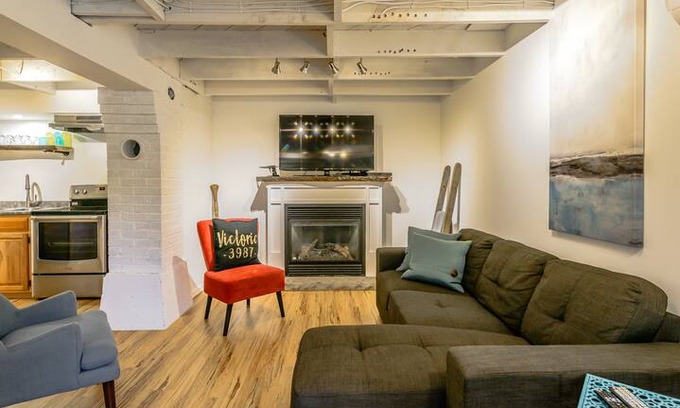 Crystal Beach Cabin | Driftwood House