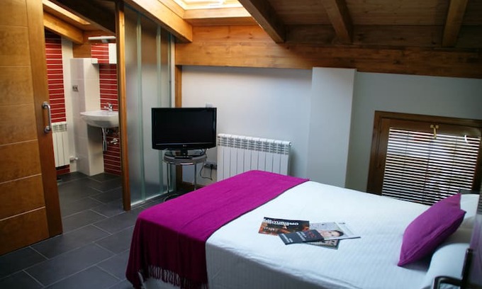 Valbuena de Duero Bed & Breakfast | Hotel Rural Emina