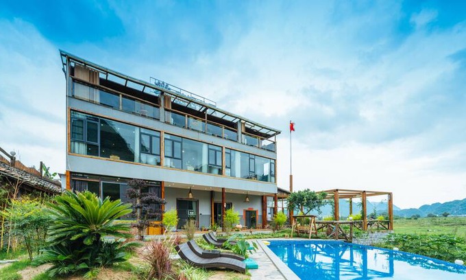 Mofenglin Hotel | 【花筑·朴墅民宿】秋分·观景豪华标间：万峰林景区内/归园田居/质朴中式/果园采摘