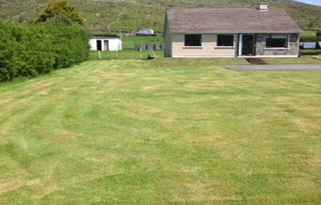 Dingle House | Tigh na Gleanna. Home from home for your stay.