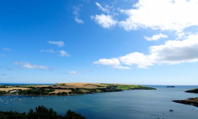 Oysterhaven Cabin | Oysterhaven Cottages