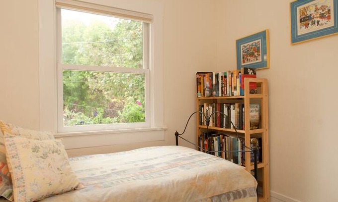 Central Berkeley House | Villa Barbara - Single Room