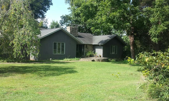 Hickory House | Country House close to town