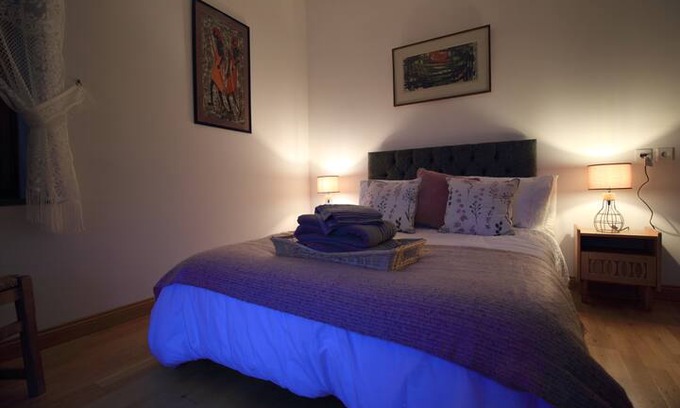 Paule House | Country Cottages Brittany - Wood View B&B