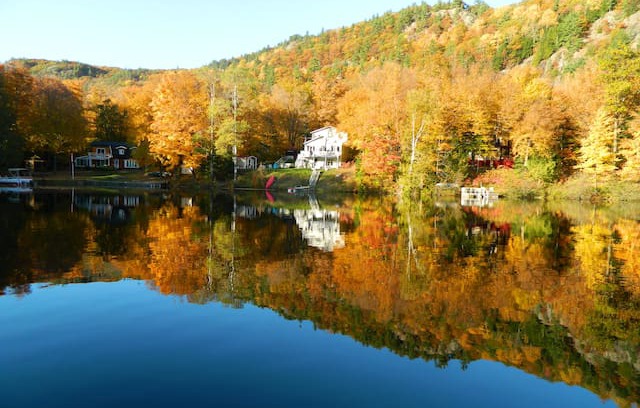 La Vallee-de-la-Gatineau Regional County Municipality Cabin | LAC CARDINAL COTTAGE DENHOLM QUEBEC