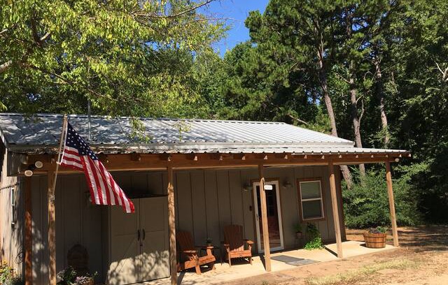 Tyler Cabin | The Rustic Roost - Convenient, Quiet and Peaceful