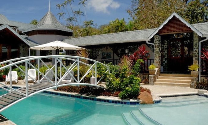 Spring Estate Hotel | Spring House Bequia