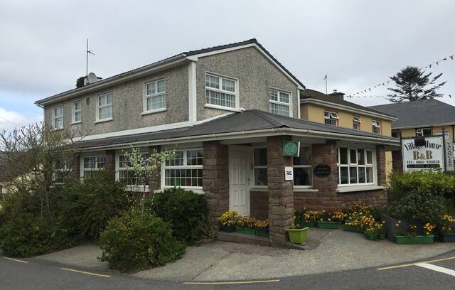 Glenbeigh Bed & Breakfast | The Village House (B&B)