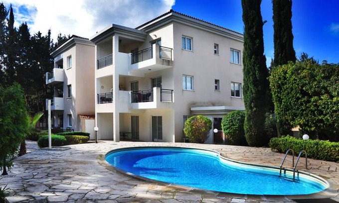 Universal Apartment | Paphos Riviera Holiday appartment